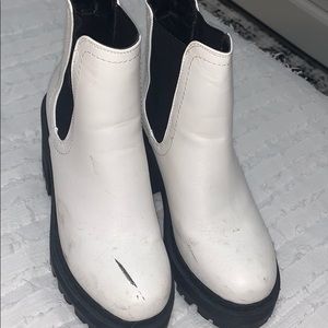 PrettyLittleThing Shoes - Chunky booties with and black PrettyLittleThing Shoes - Chunky booties with and black